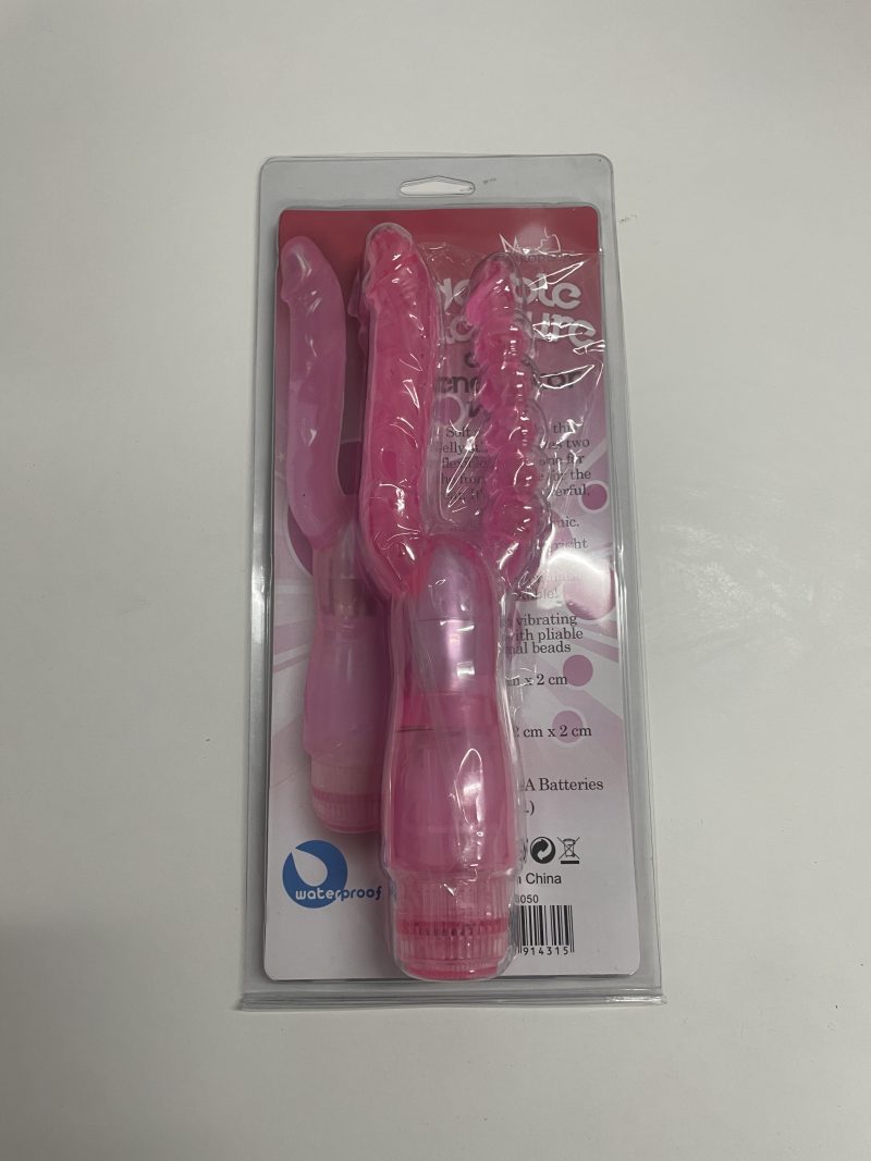 fotografie reala cu vibrator roz cu penetrare duala simultan